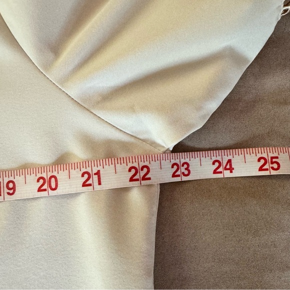 Beautiful Tan/ Cream Tunic w/ Lace Trim around neckline/hem of sleeves.S… - Picture 12 of 13